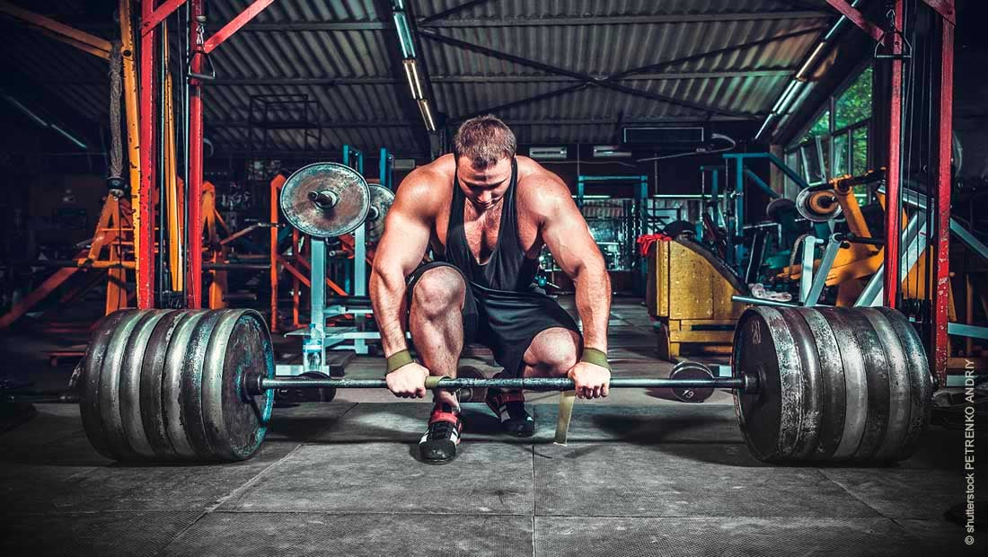 powerlifter-lifting-weights_shutterstock_mit_©-Petrenko_Andriy_194099144_1100x620px_231117