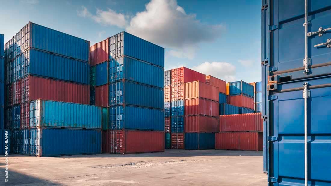 stack-of-containers_shutterstock_mit_©_Maha_Heang_1100x620px_245789_1805769598_211027-1